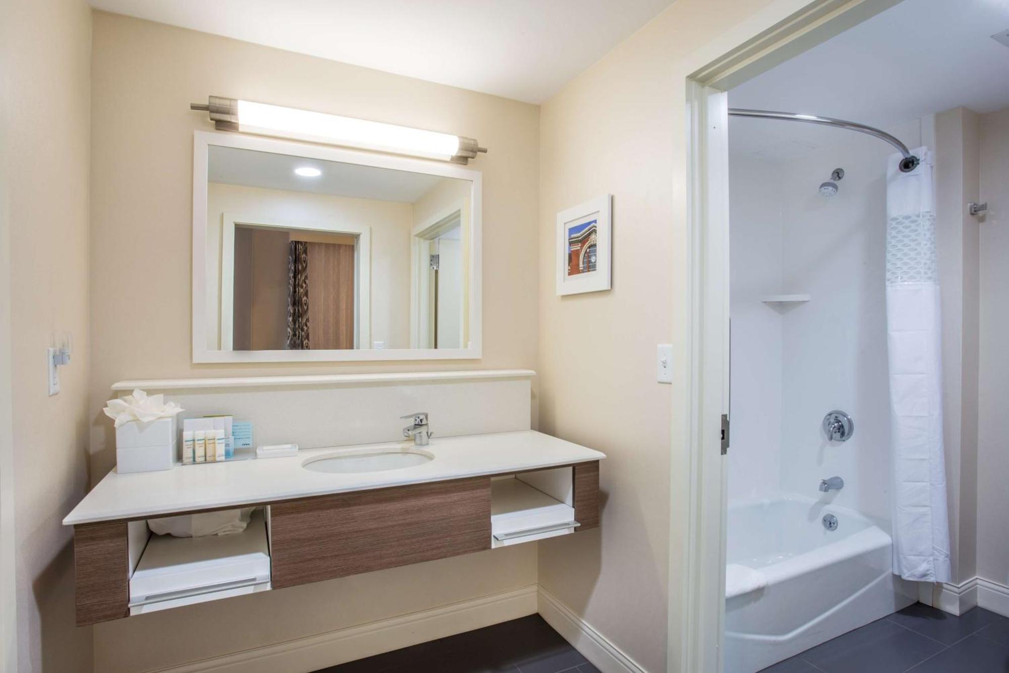 Hampton Inn & Suites Yonkers - Westchester Extérieur photo