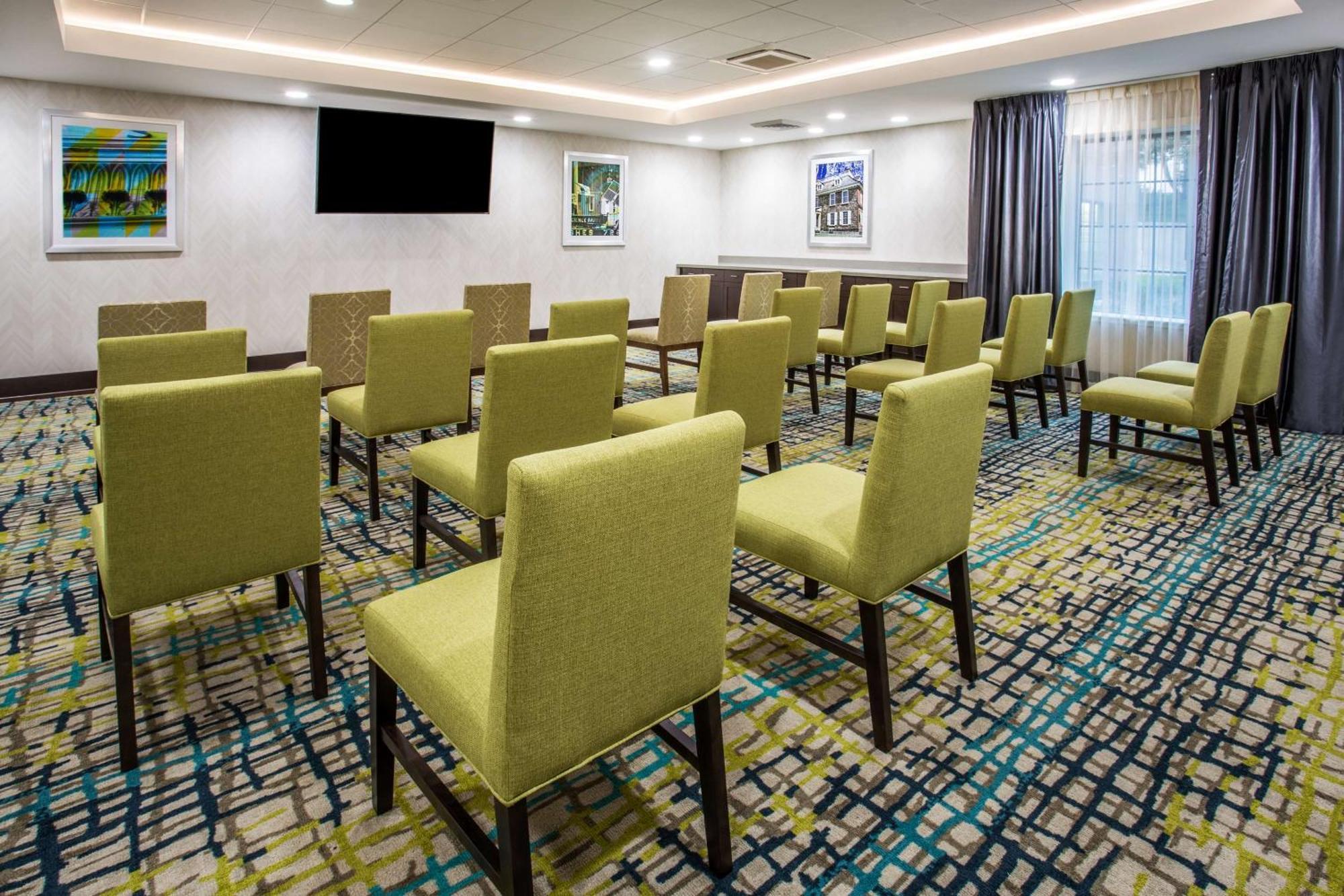 Hampton Inn & Suites Yonkers - Westchester Extérieur photo