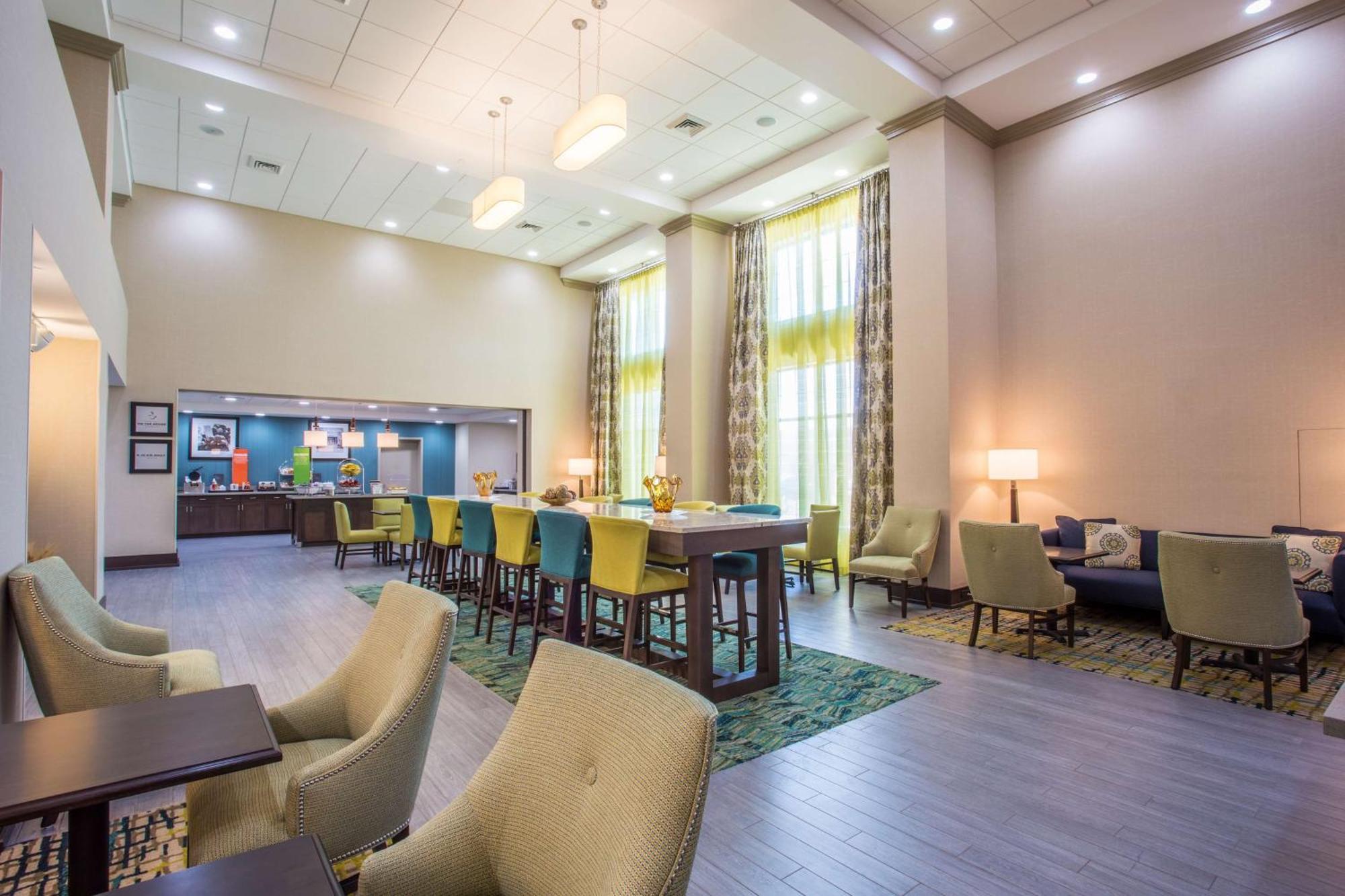 Hampton Inn & Suites Yonkers - Westchester Extérieur photo