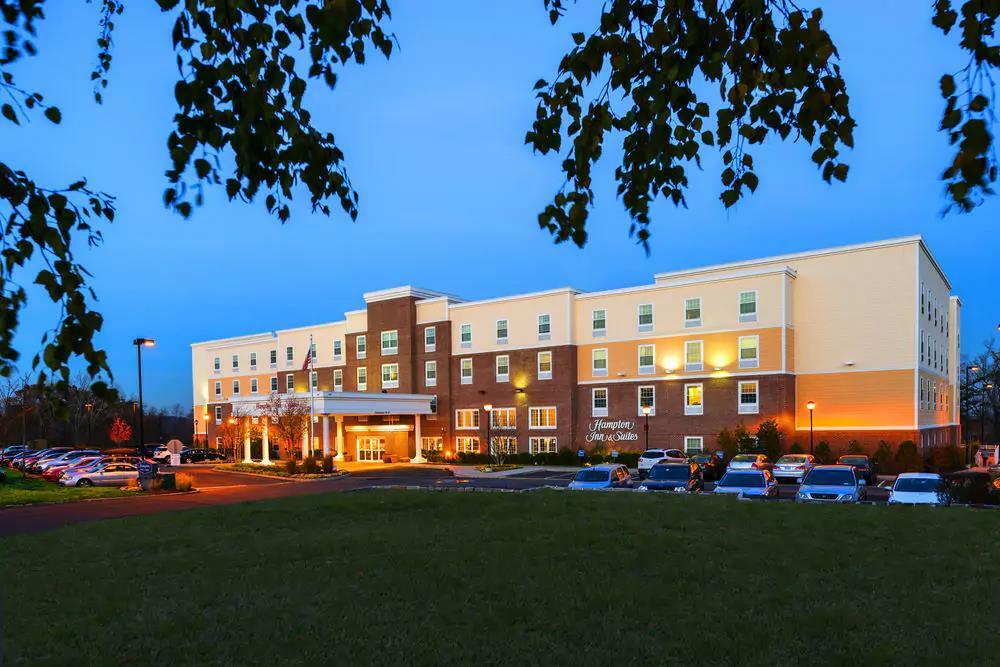 Hampton Inn & Suites Yonkers - Westchester Extérieur photo